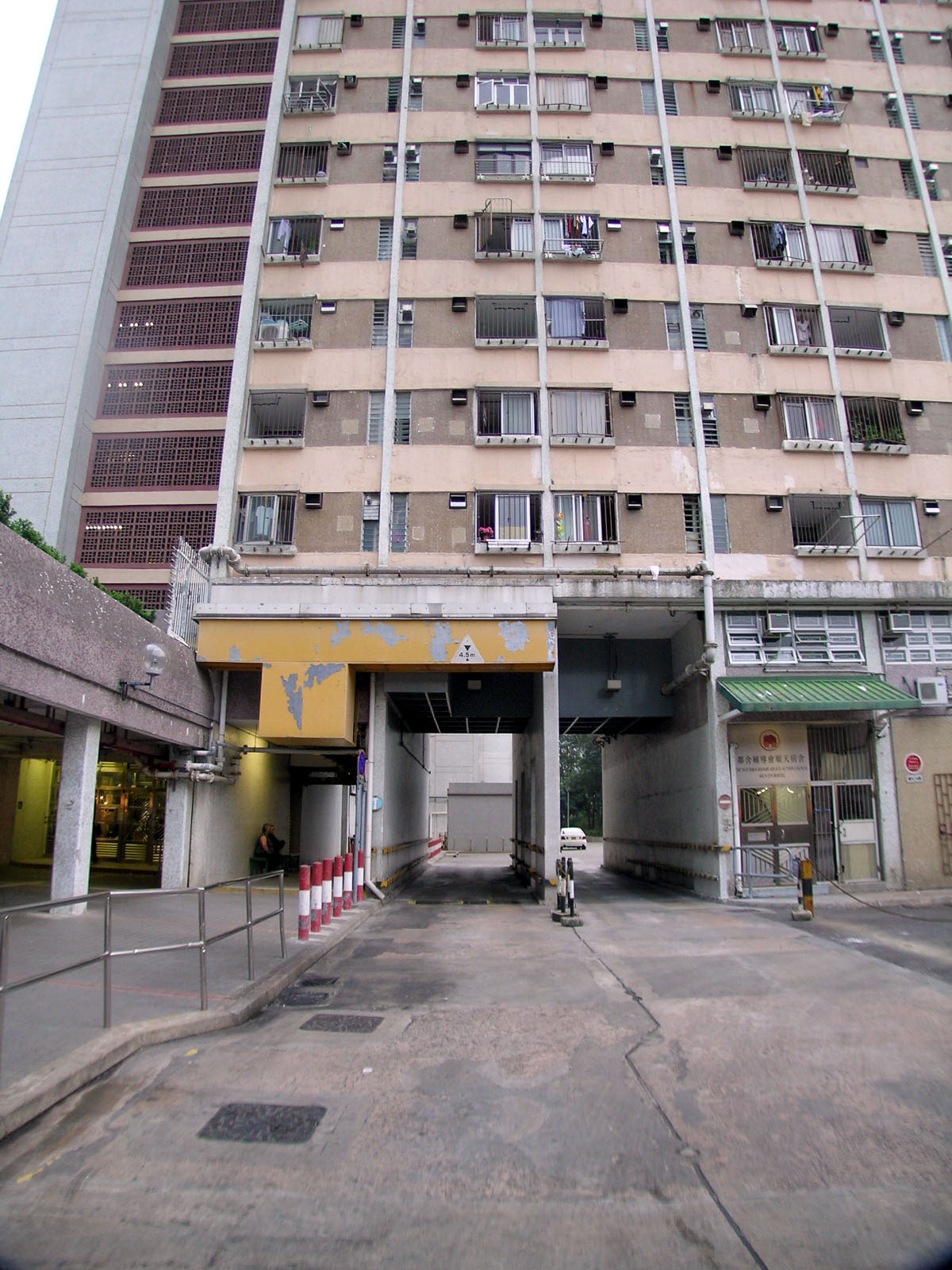 Photo 12: Shun Tin Estate