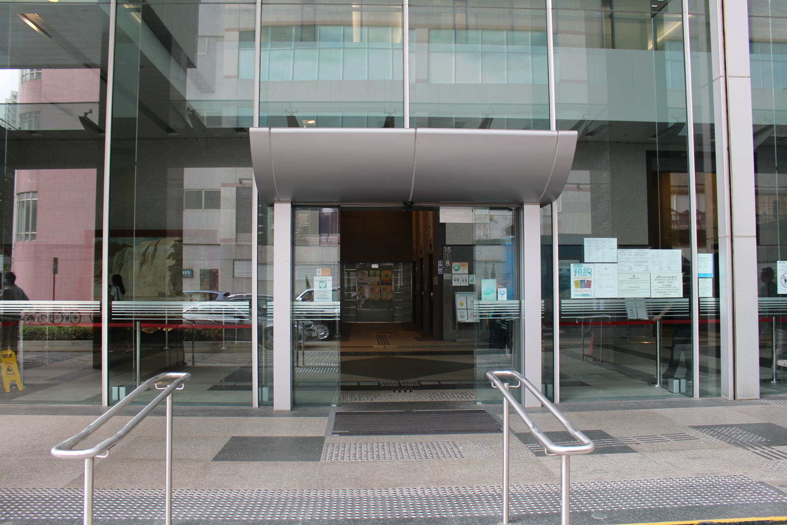 Photo 2: Sha Tin Government Offices