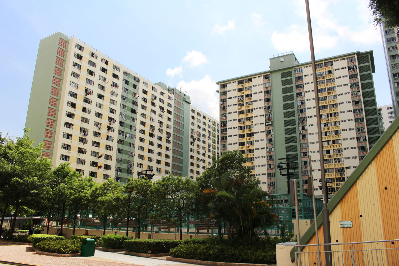 Lei Muk Shue Estate