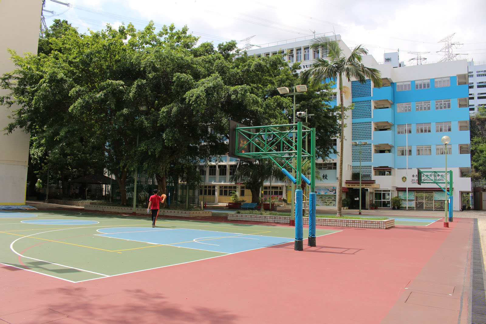 Photo 15: Lei Muk Shue Estate