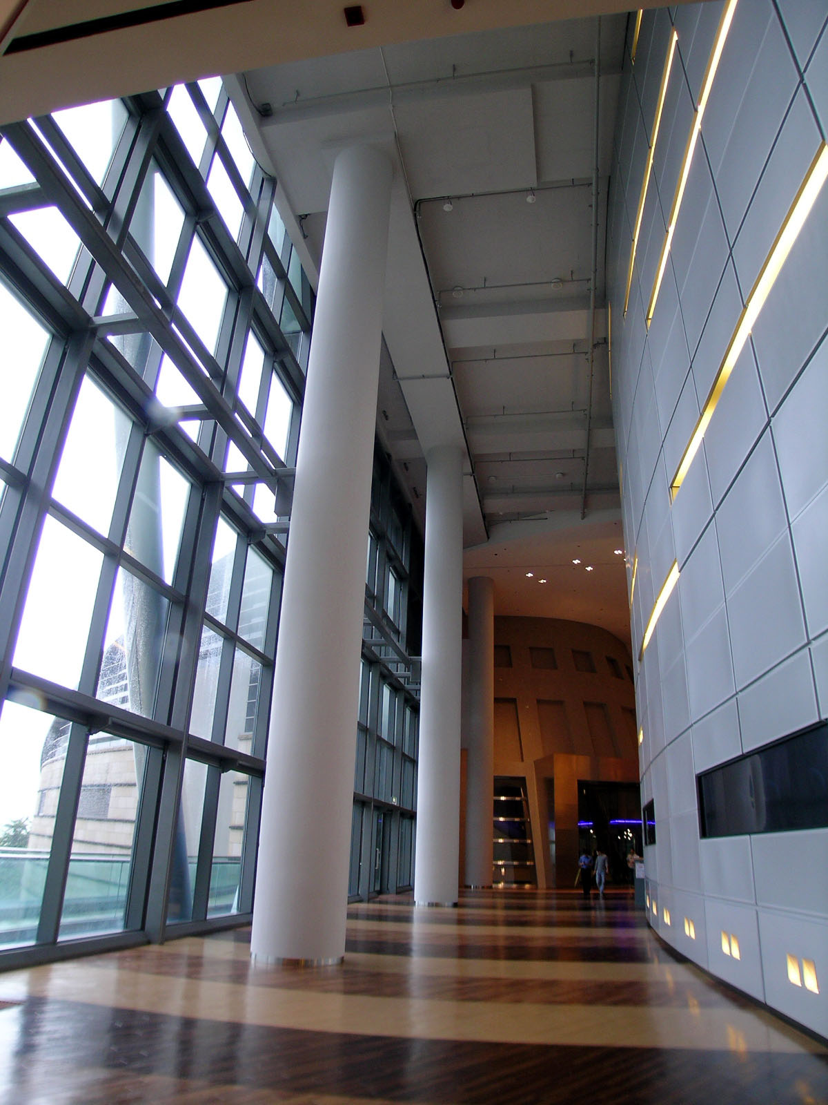 Photo 9: Cyberport 3