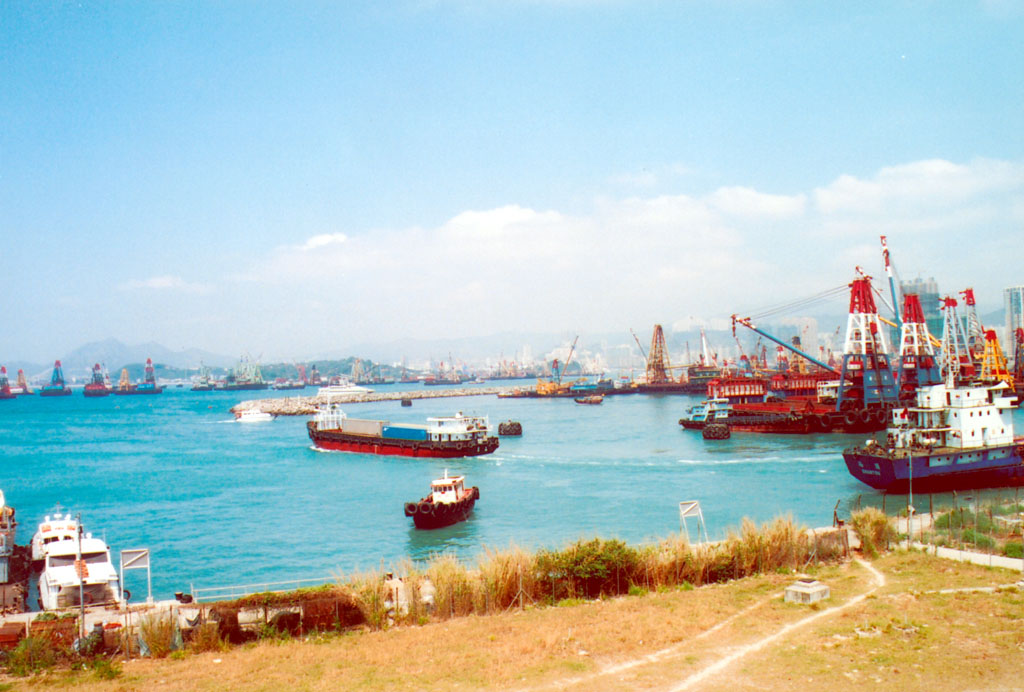 Photo 14: New Yau Ma Tei Typhoon Shelter