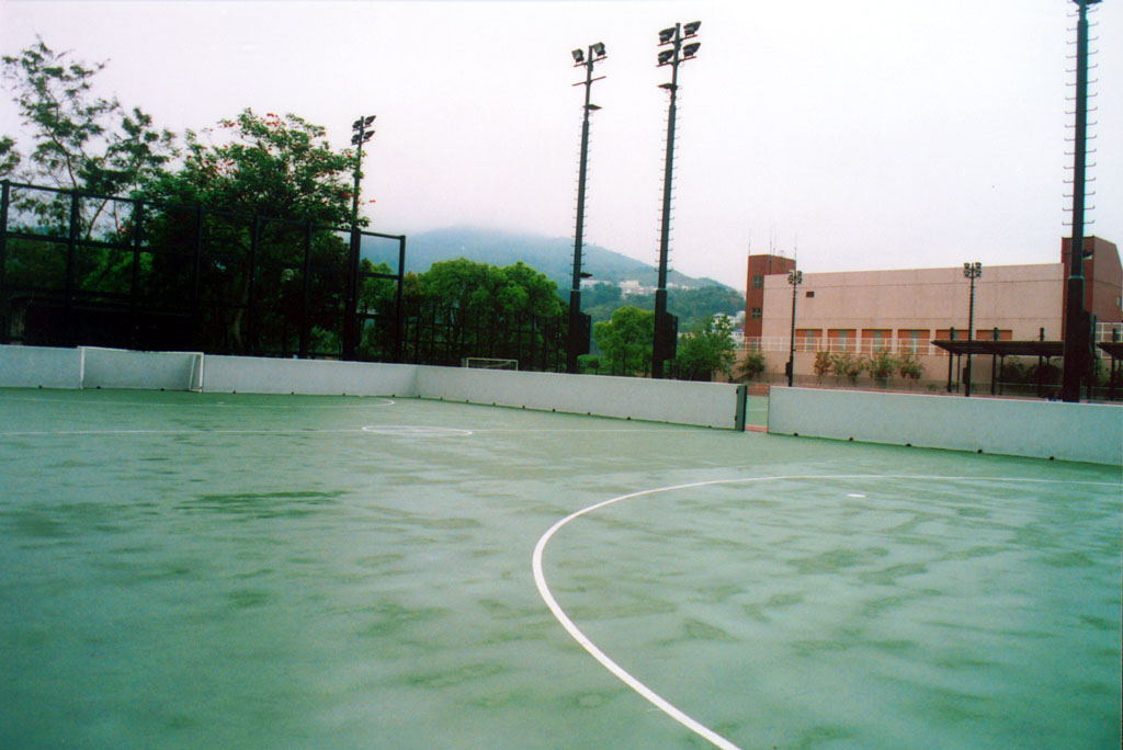 Photo 4: Wai Man Road Playground