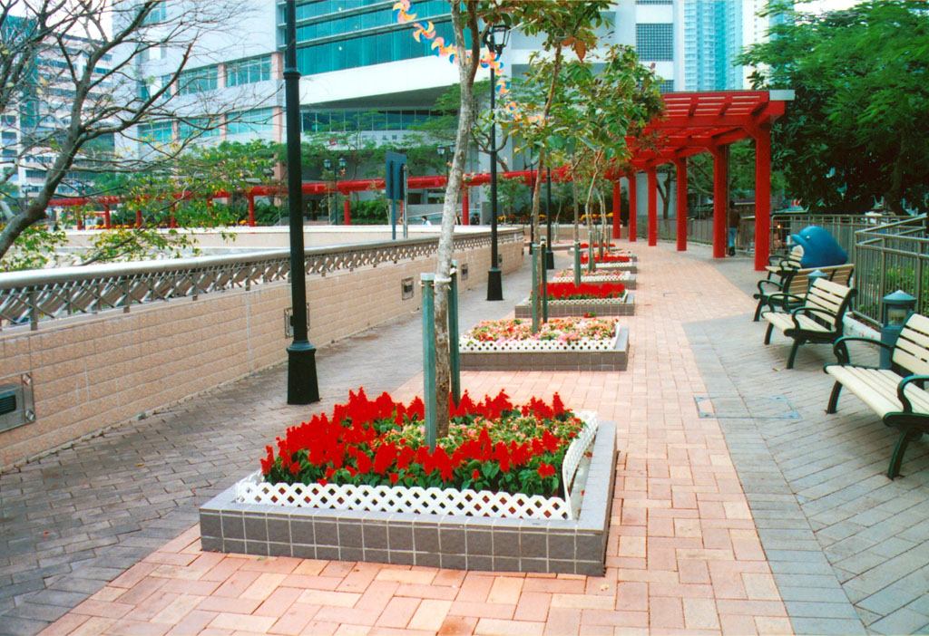 Photo 4: Lei Yue Mun Waterfront Sitting-out Area