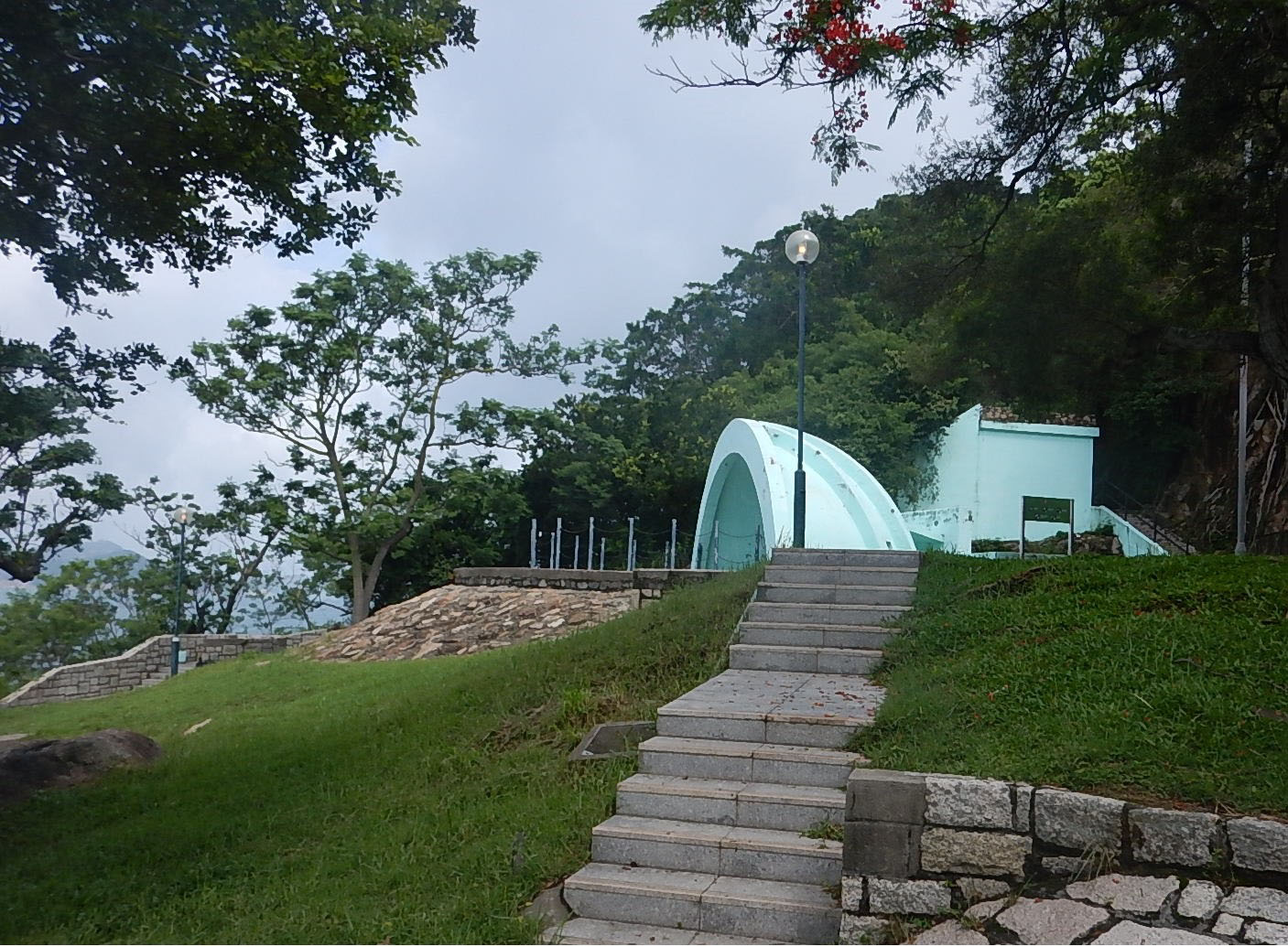 Photo 4: Chung Hom Kok Park