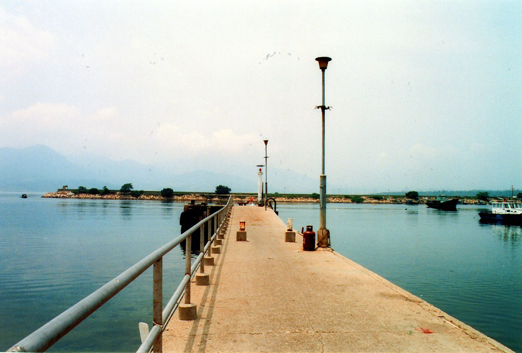 Photo 3: Sam Mun Tsai Village Pier