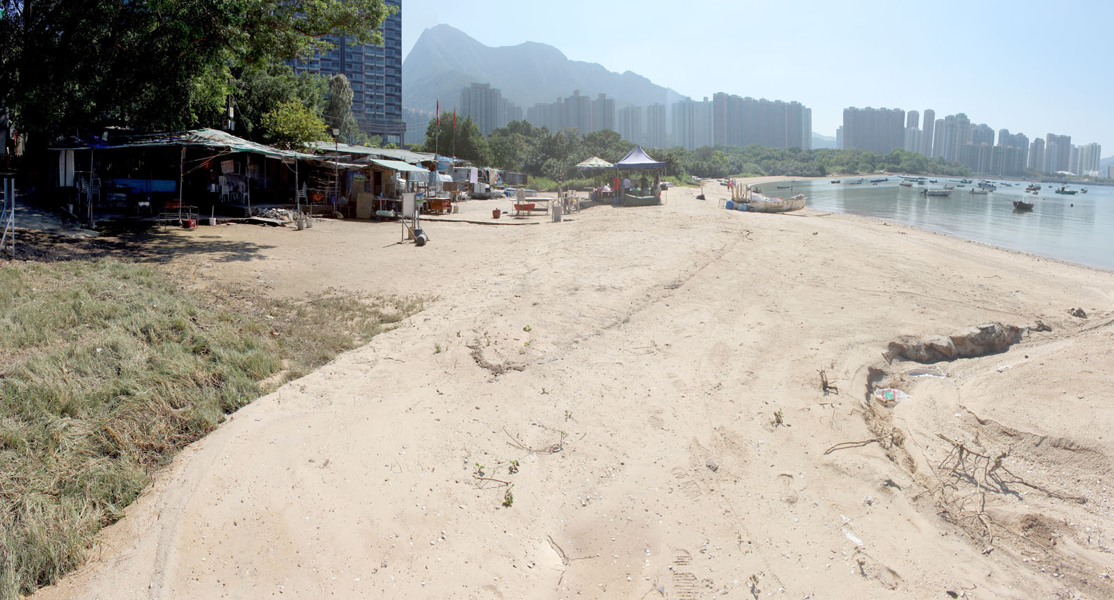 Photo 4: Wu Kai Sha Beach