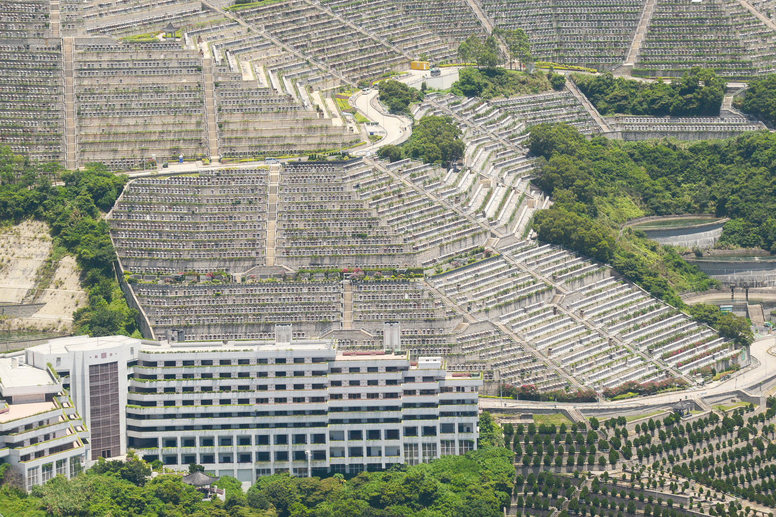 Junk Bay Chinese Permanent Cemetery