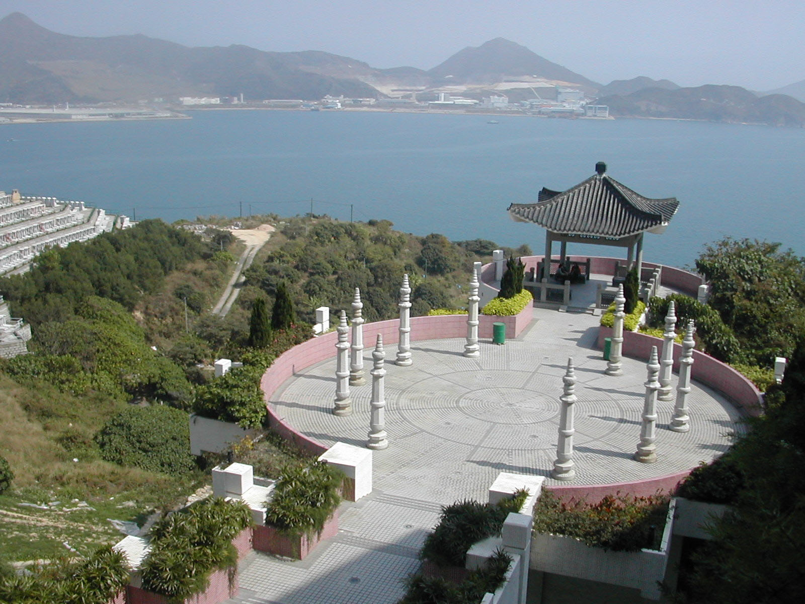 Photo 3: Junk Bay Chinese Permanent Cemetery