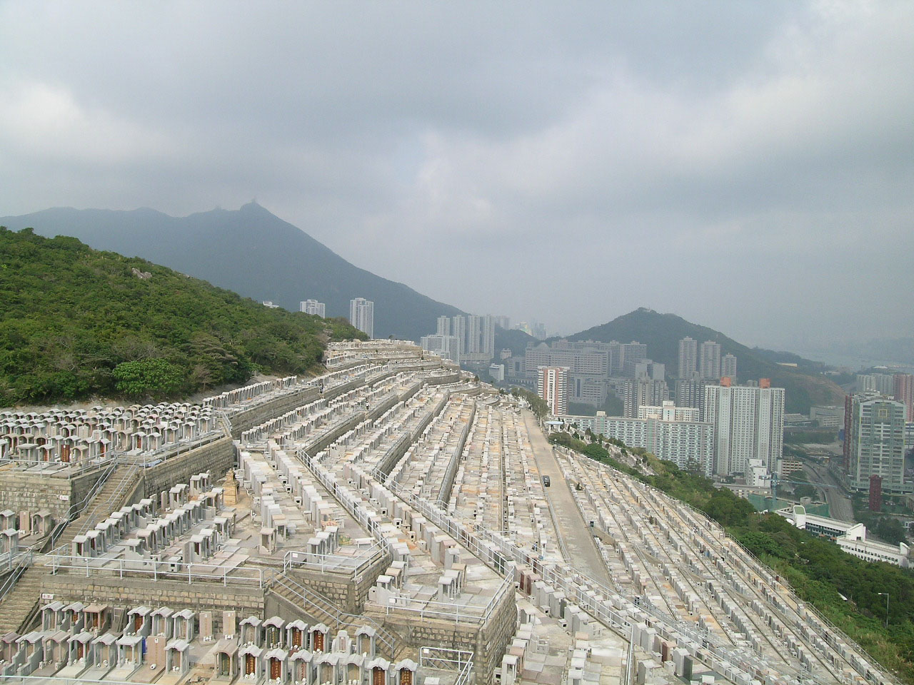 Photo 11: Cape Collinson Chinese Permanent Cemetery