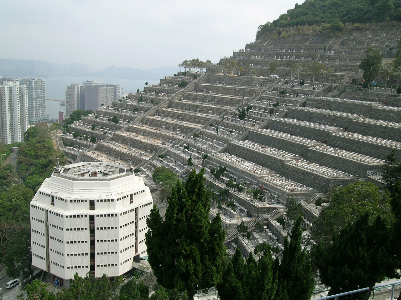 Photo 13: Cape Collinson Chinese Permanent Cemetery