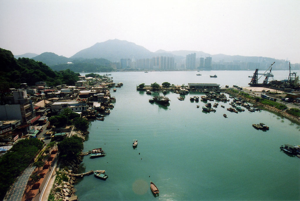 Photo 3: Sam Ka Tsuen Typhoon Shelter