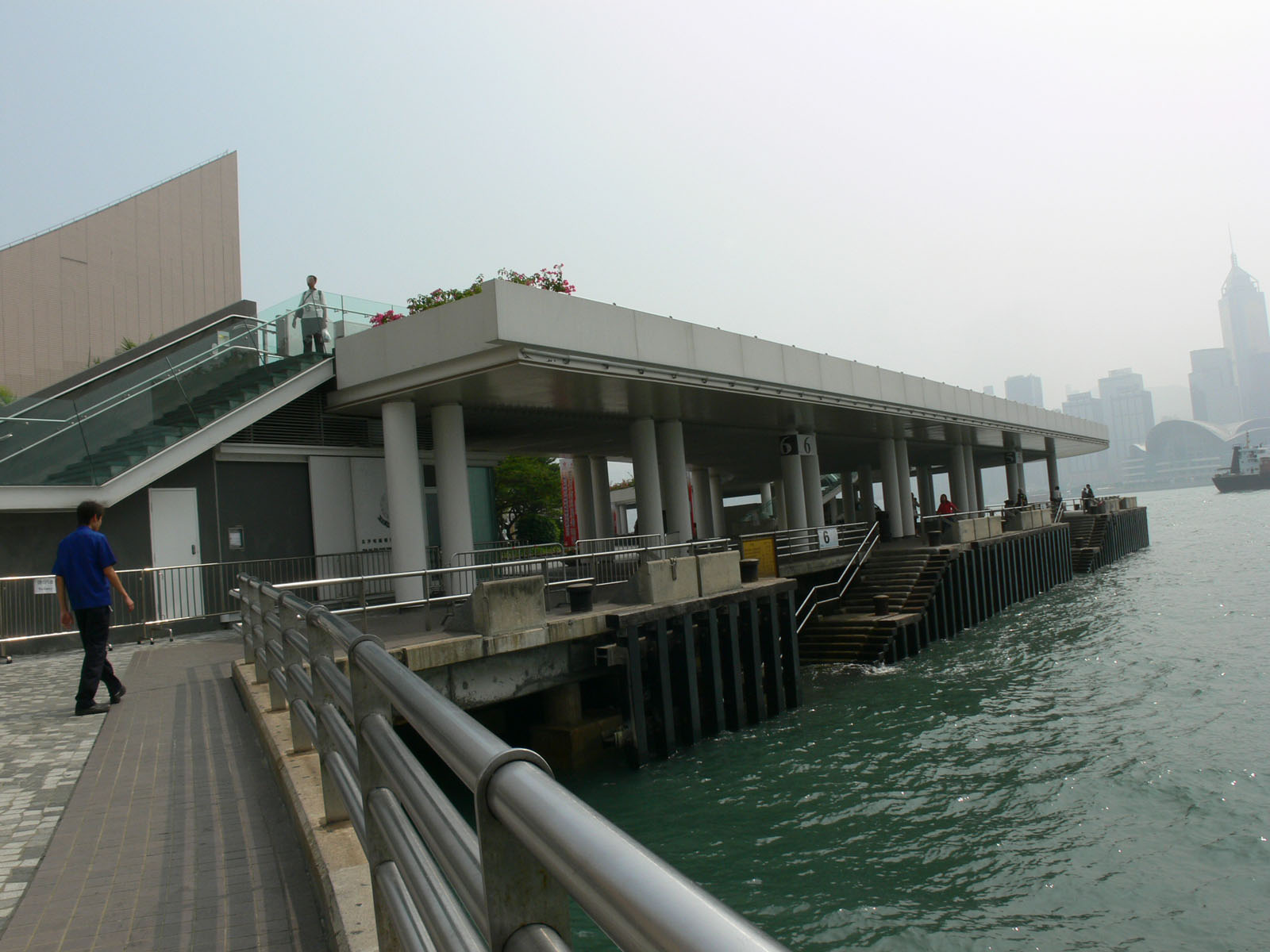 Photo 15: Hong Kong Cultural Centre Piazza