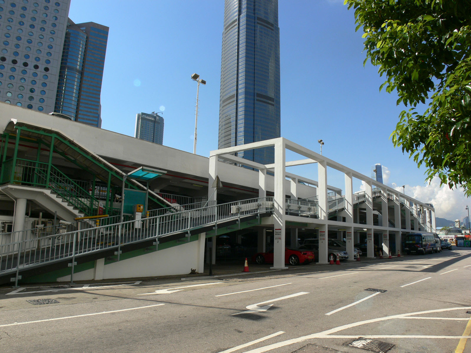 Photo 2: Star Ferry Car Park