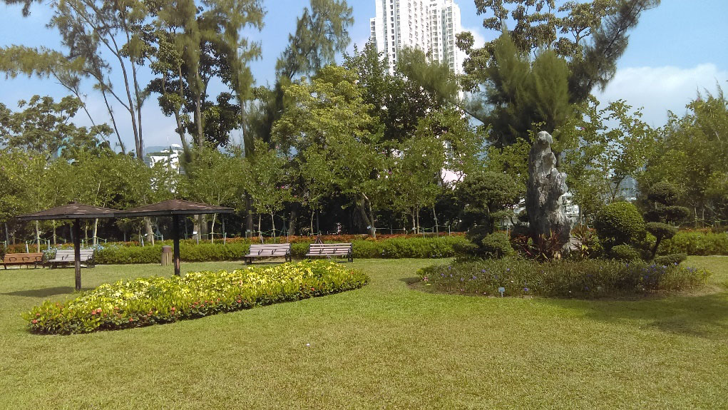 Photo 2: Kowloon Tsai Park