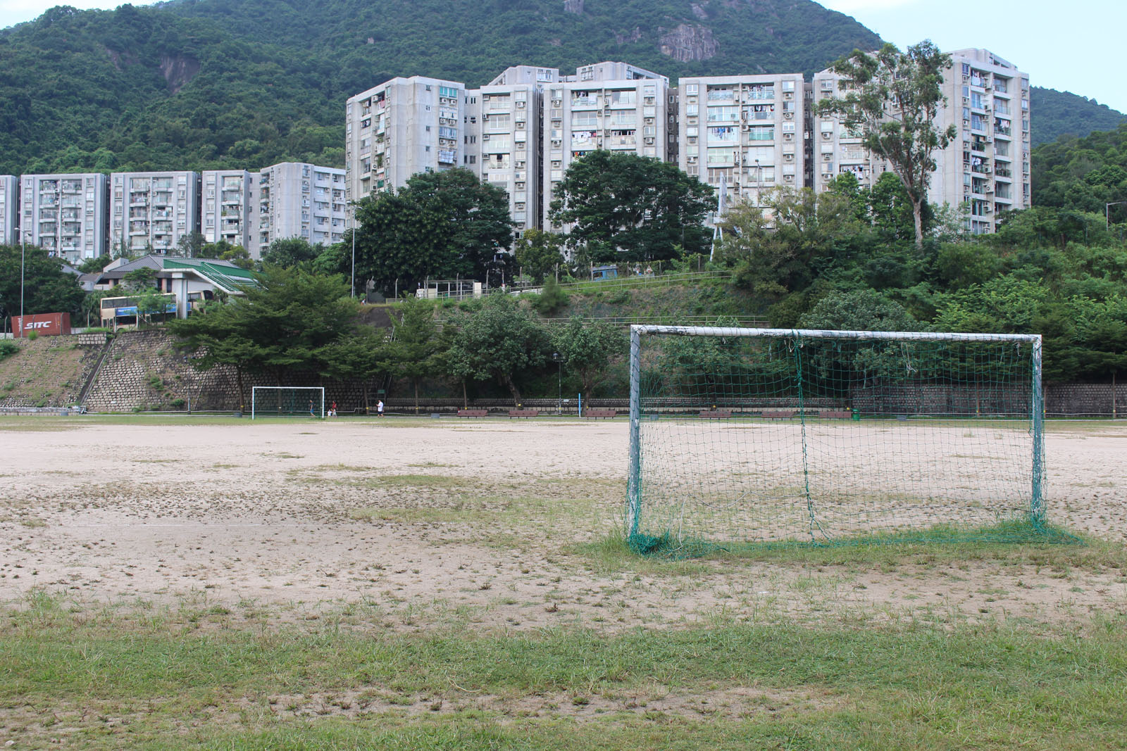 Photo 2: Shek Kip Mei Service Reservoir Playground