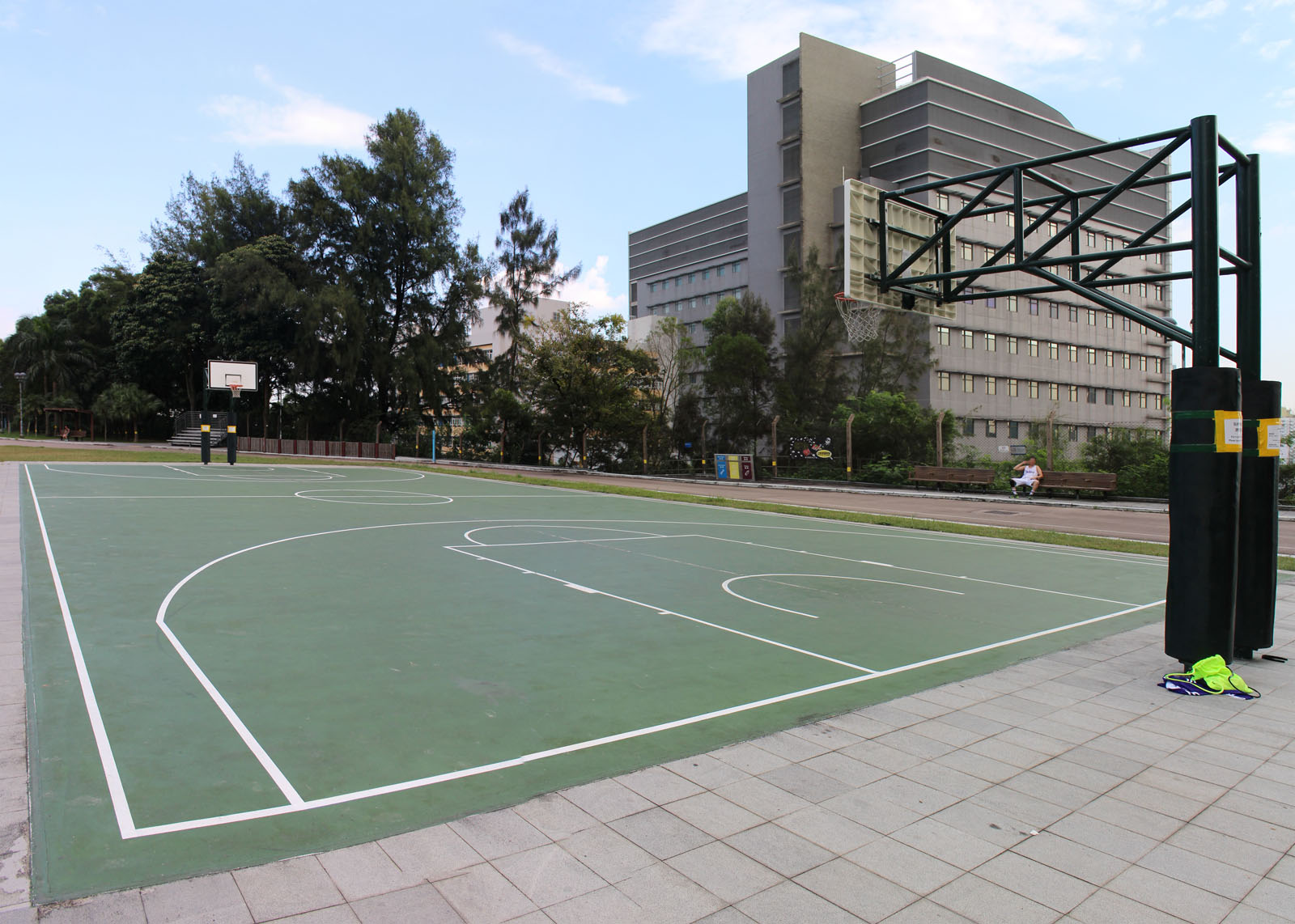 Photo 3: Shek Kip Mei Service Reservoir Playground