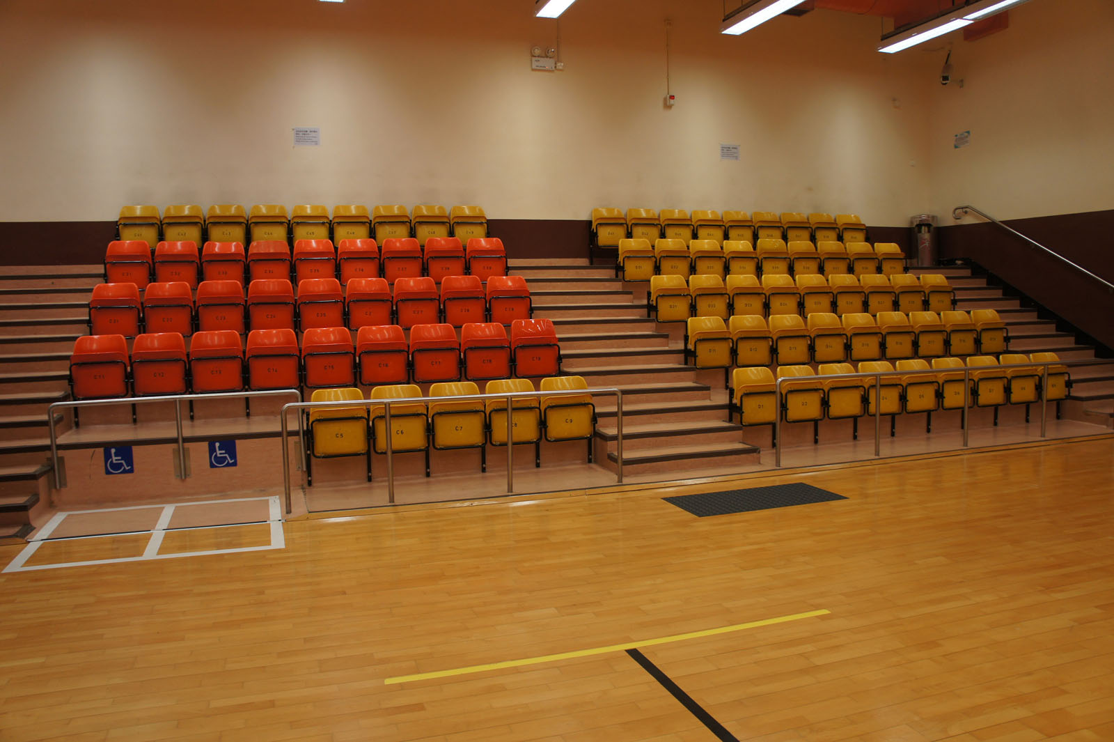 Photo 5: Sai Wan Ho Sports Centre