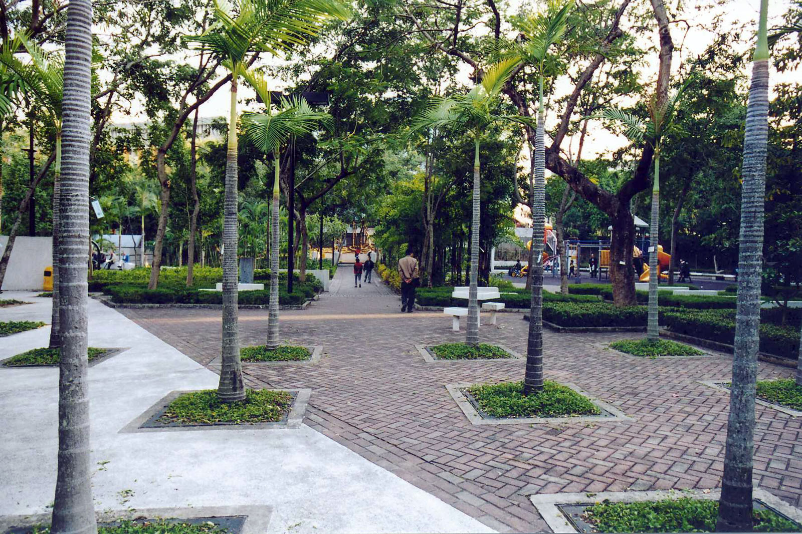 Photo 2: Lok Fu Recreation Ground