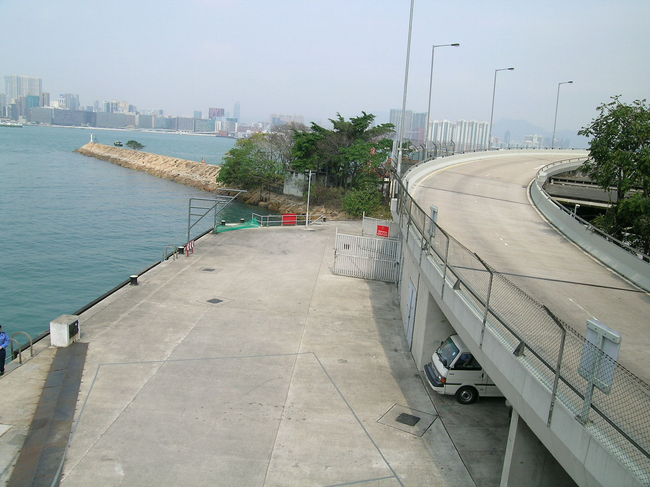 Photo 3: Tung Lo Wan Fireboat Station