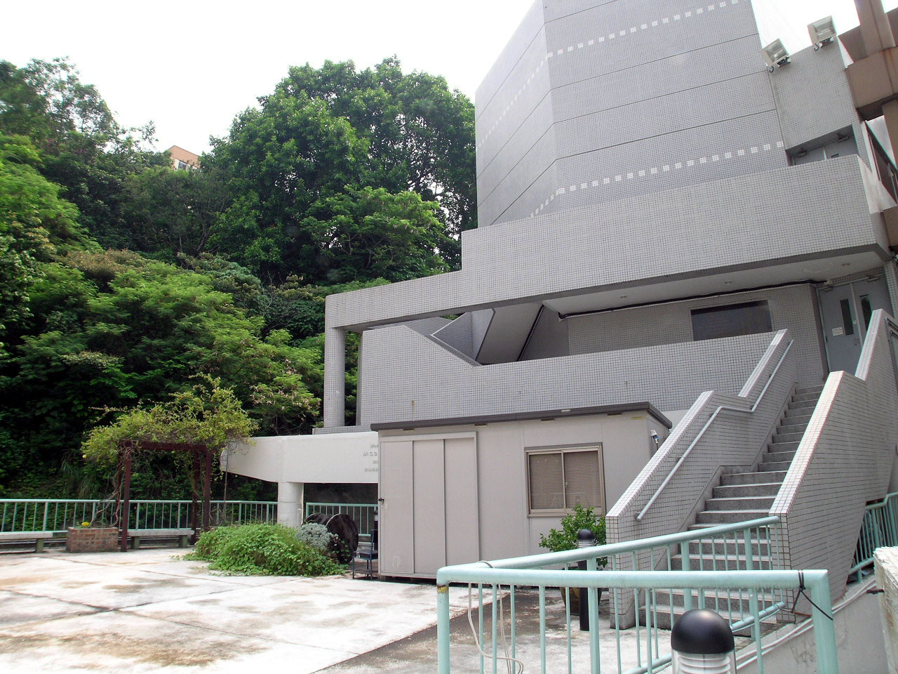 Photo 5: Hong Kong Baptist University