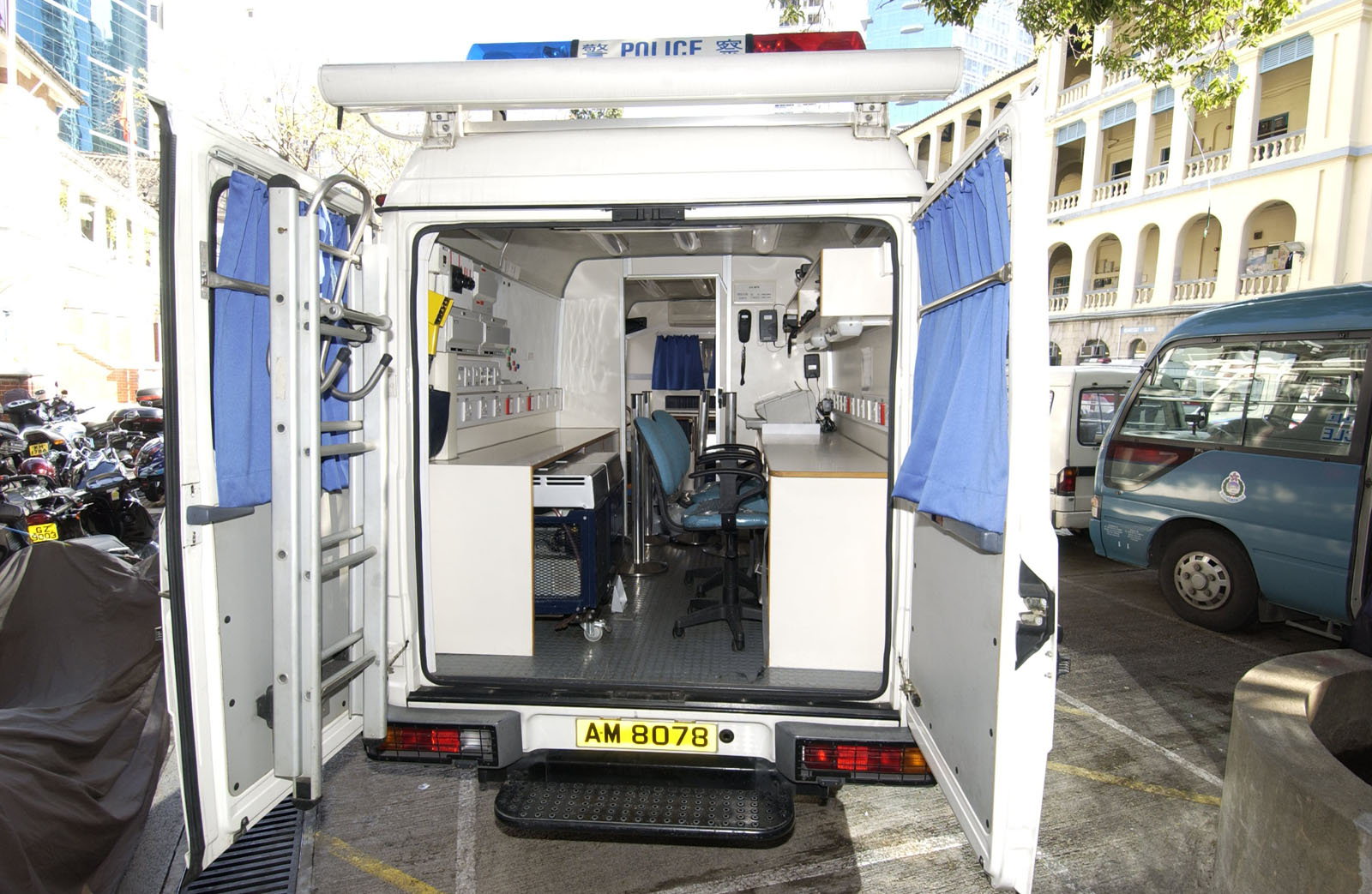 Hong Kong Police Force - Regional Mobile Command Unit