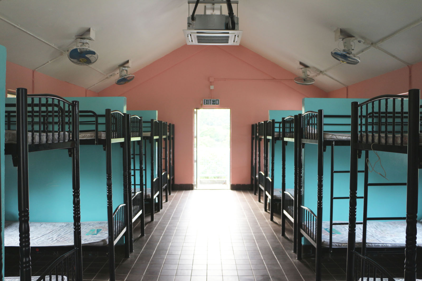 Photo 8: Pak Sha O Youth Hostel