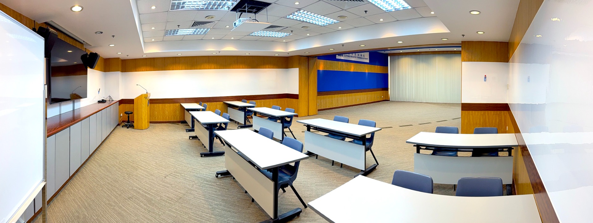 相片 4: 製衣業訓練局