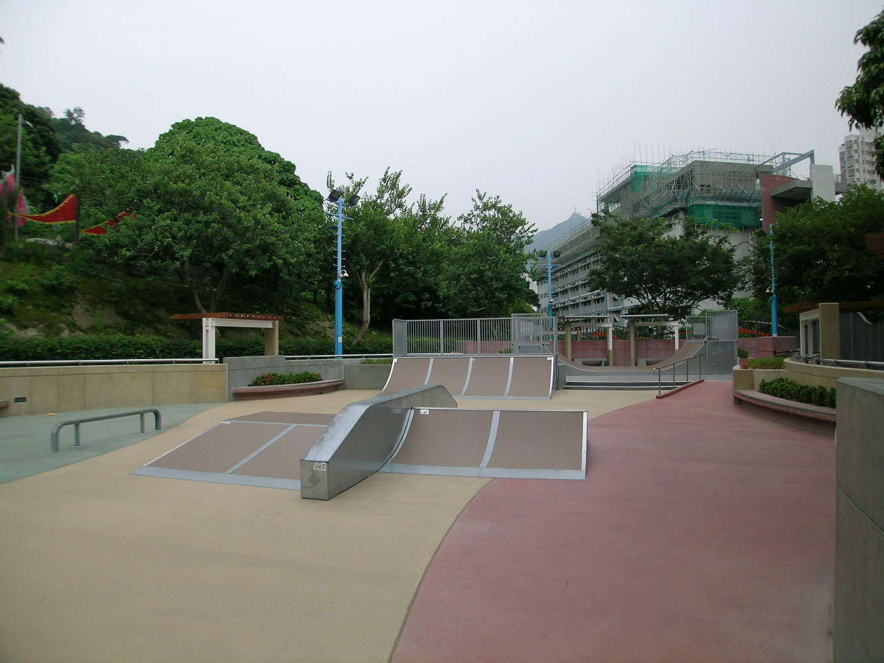 Chai Wan Pool-side Garden Skateboard Ground