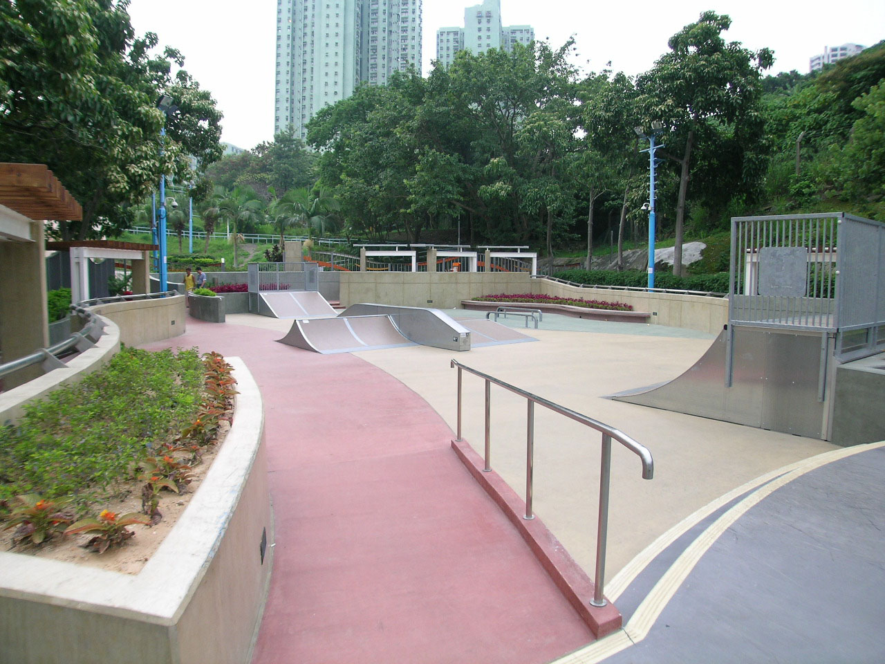 Photo 6: Chai Wan Pool-side Garden Skateboard Ground