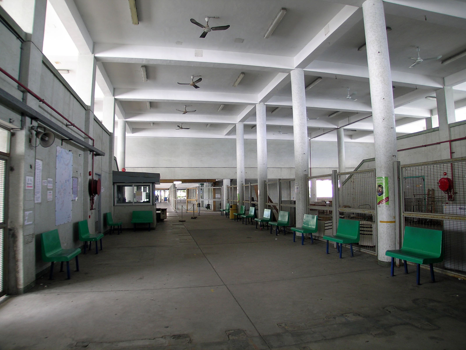 Photo 4: Kwun Tong Ferry Pier