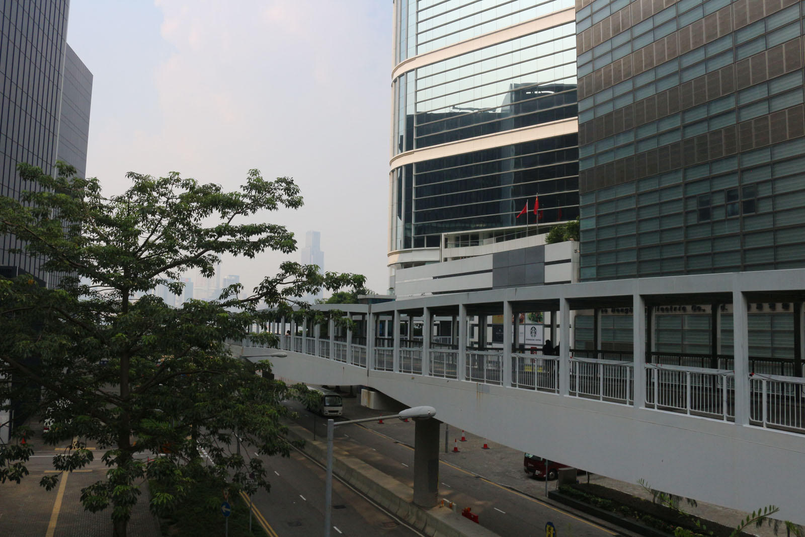 Photo 3: Footbridge HF152 (across Harcourt Road near Rodney Street)