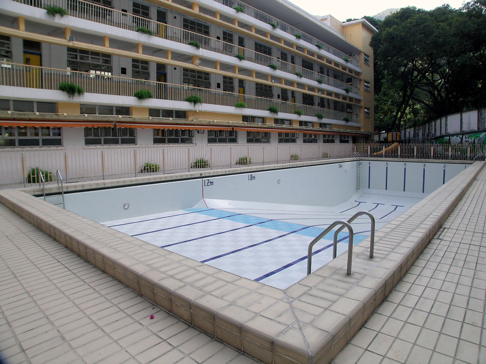 Photo 12: True Light Middle School of Hong Kong