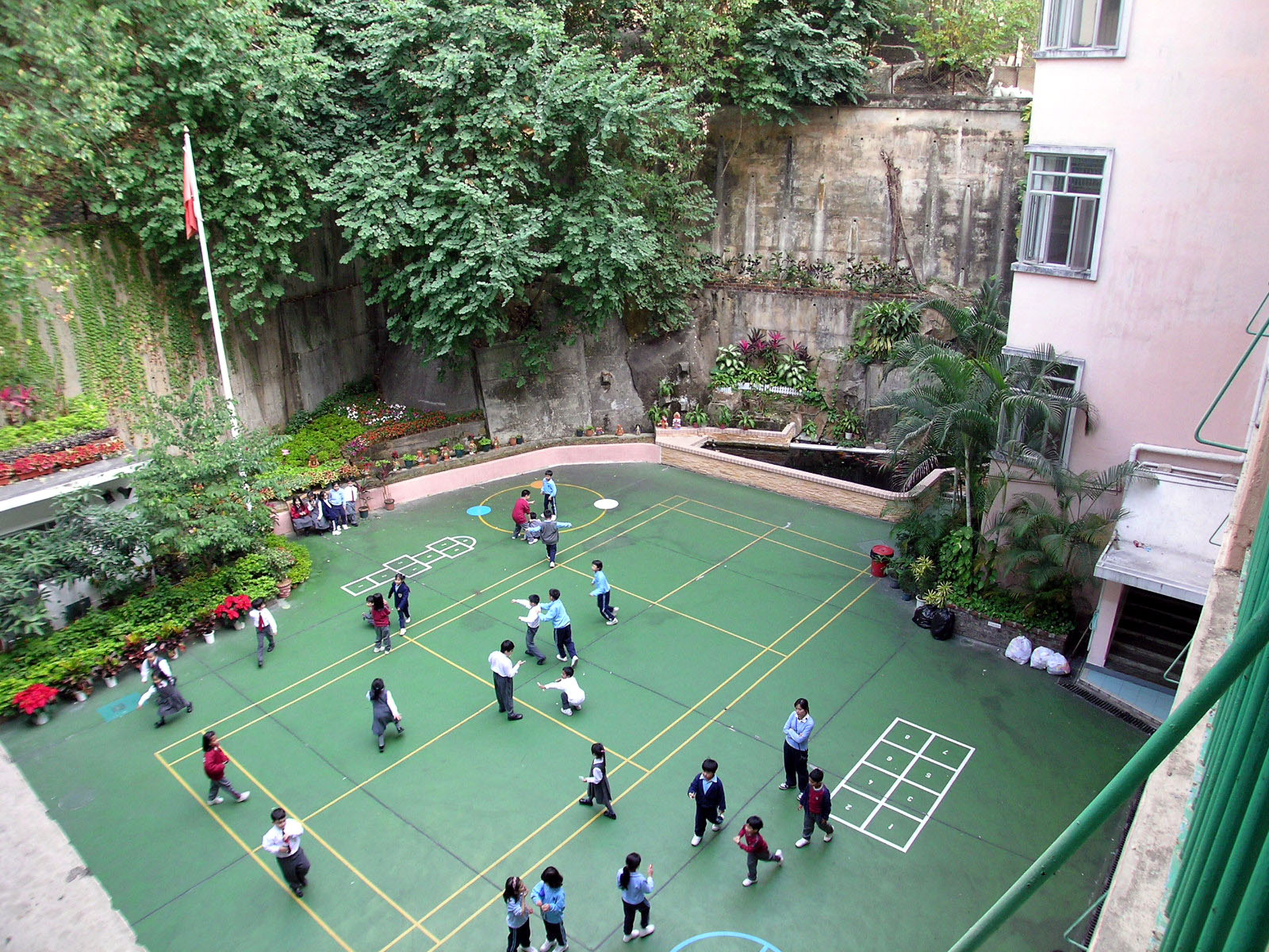 Photo 4: Li Sing Tai Hang School