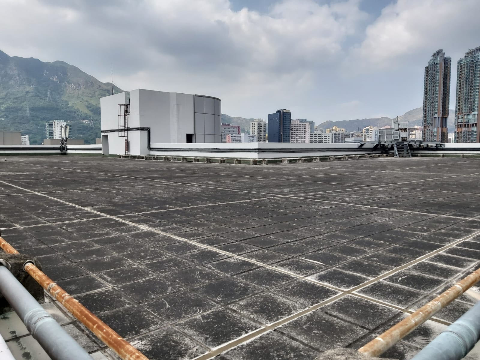 Photo 5: Tuen Mun Government Offices