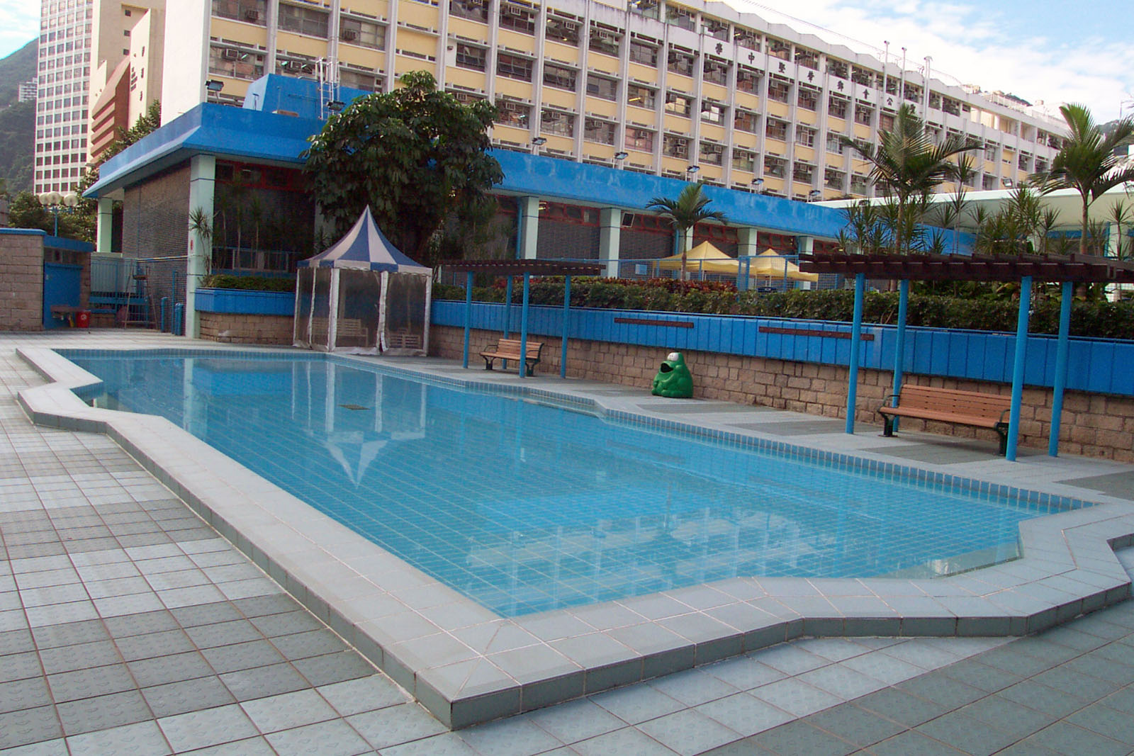 Photo 3: Morrison Hill Swimming Pool