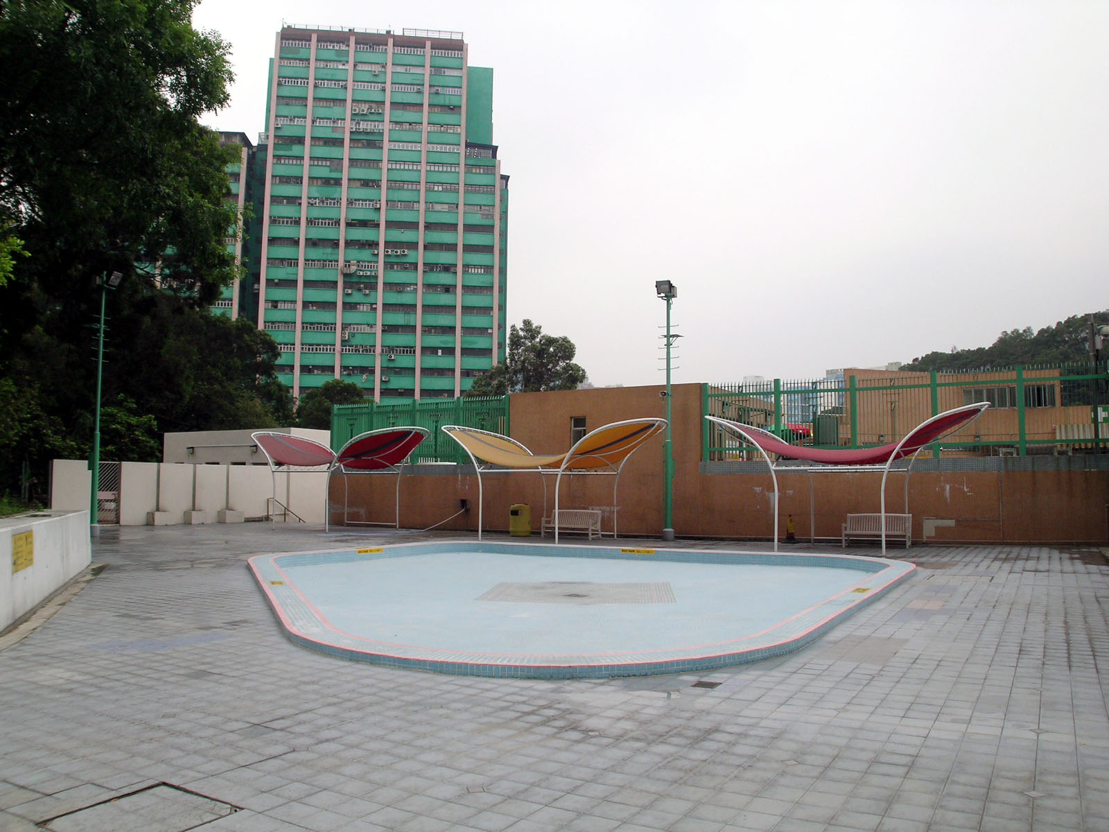 Photo 3: North Kwai Chung Jockey Club Swimming Pool