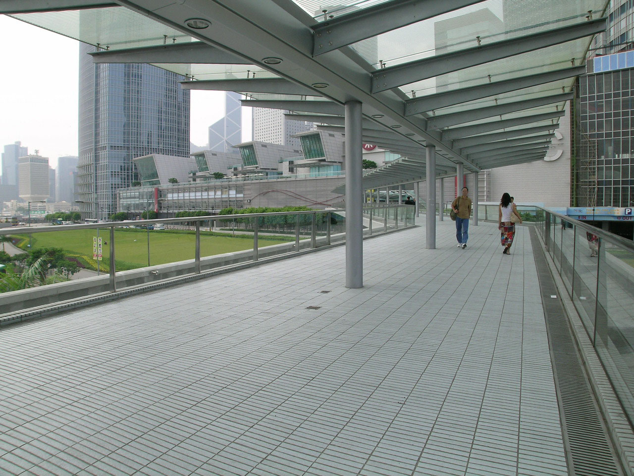 Photo 2: Footbridge HF174 (near Pier at Central Reclamation Area linking IFC Mall)