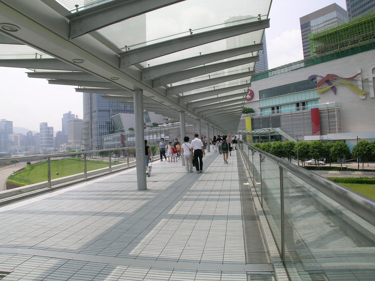 Photo 3: Footbridge HF174 (near Pier at Central Reclamation Area linking IFC Mall)