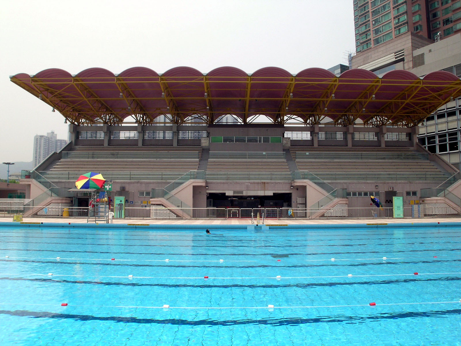 Photo 2: Tsing Yi Swimming Pool