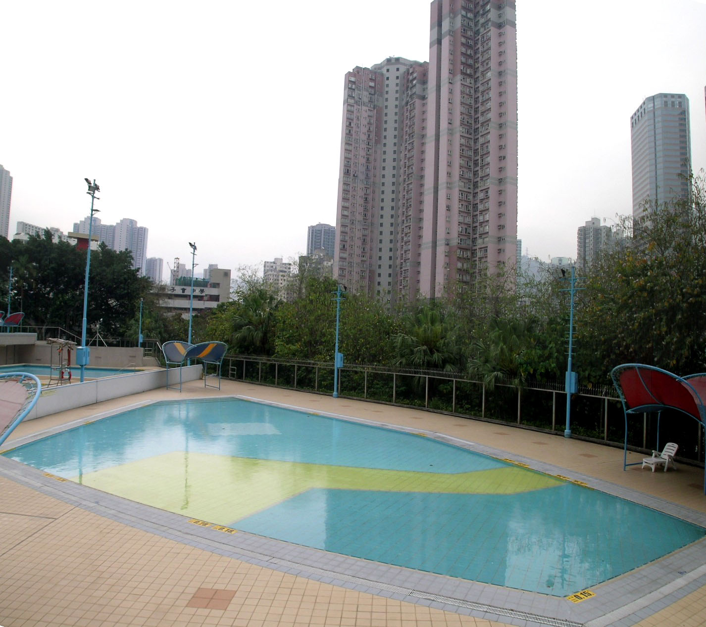 Photo 7: Kwai Shing Swimming Pool