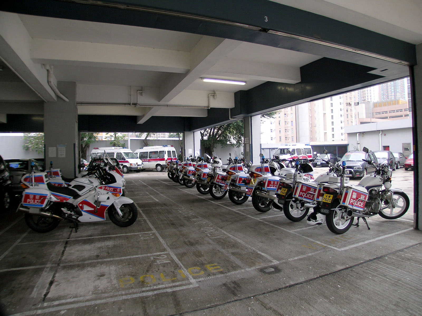 Photo 5: Hong Kong Police Force - Siu Lek Yuen Reporting Centre