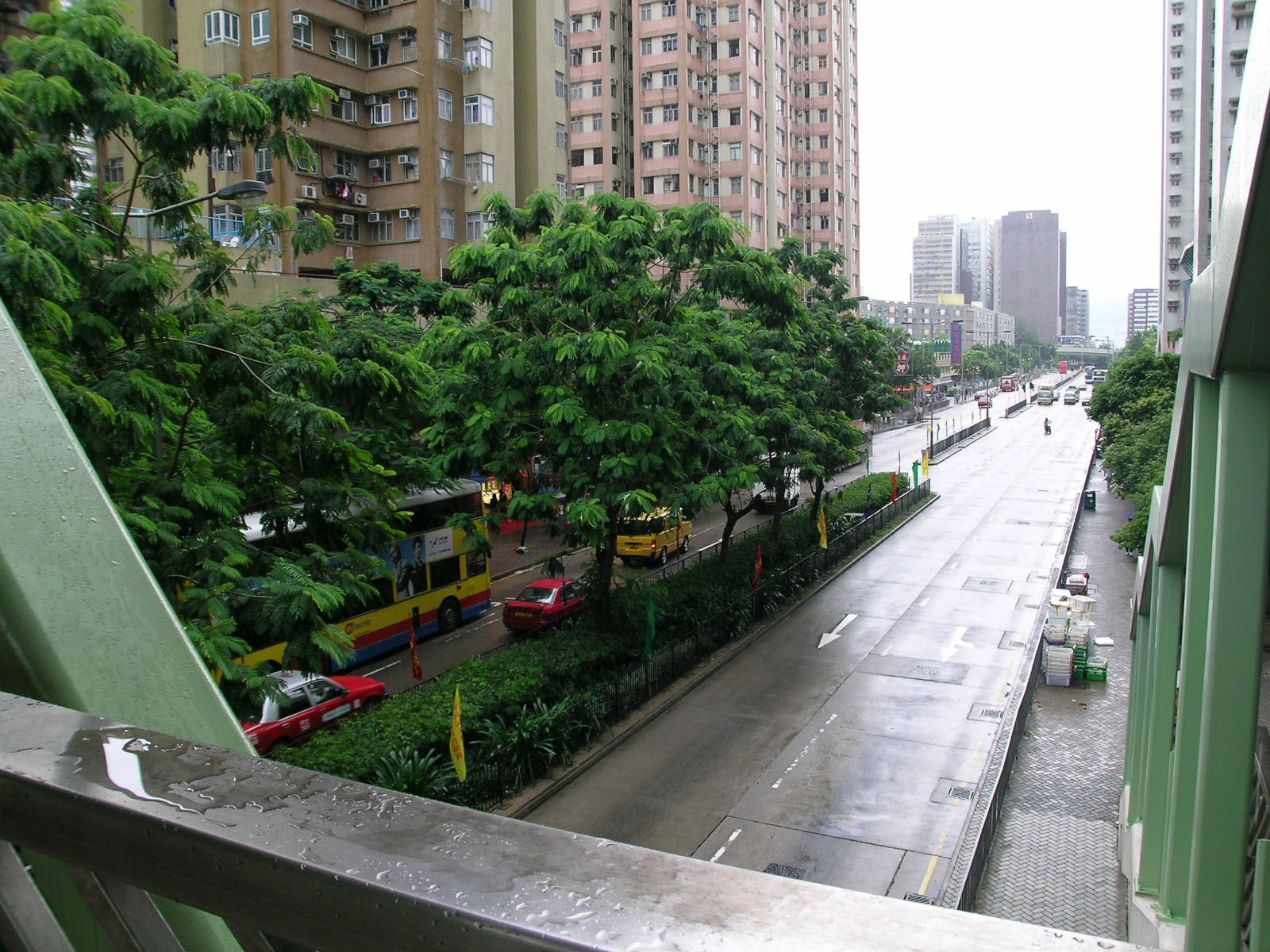 Photo 4: Footbridge on Chai Wan Road