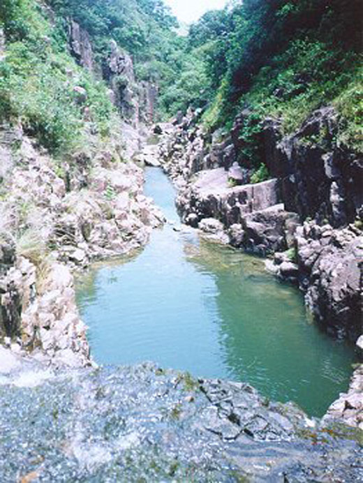 Photo 3: Sheung Luk Stream