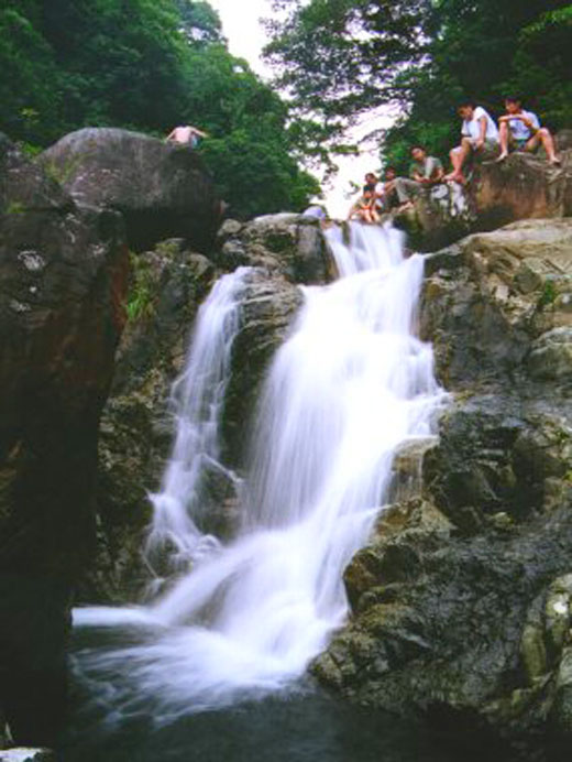 Photo 3: Tai Shing Stream