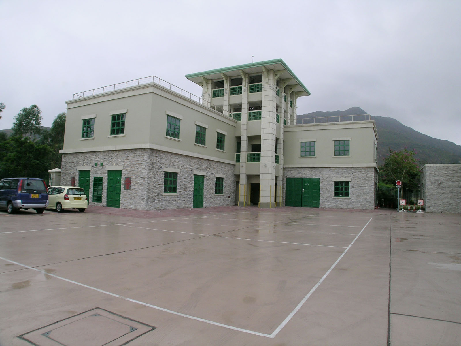 Photo 13: Penny's Bay Fire Station cum Ambulance Depot