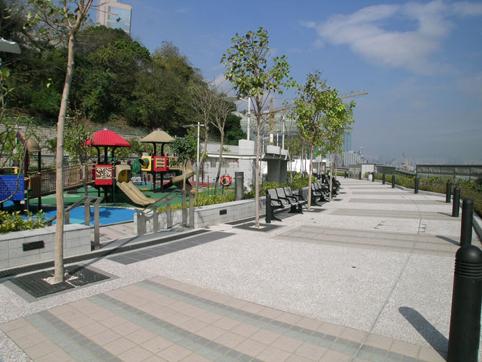 Photo 3: Middle Road Children's Playground