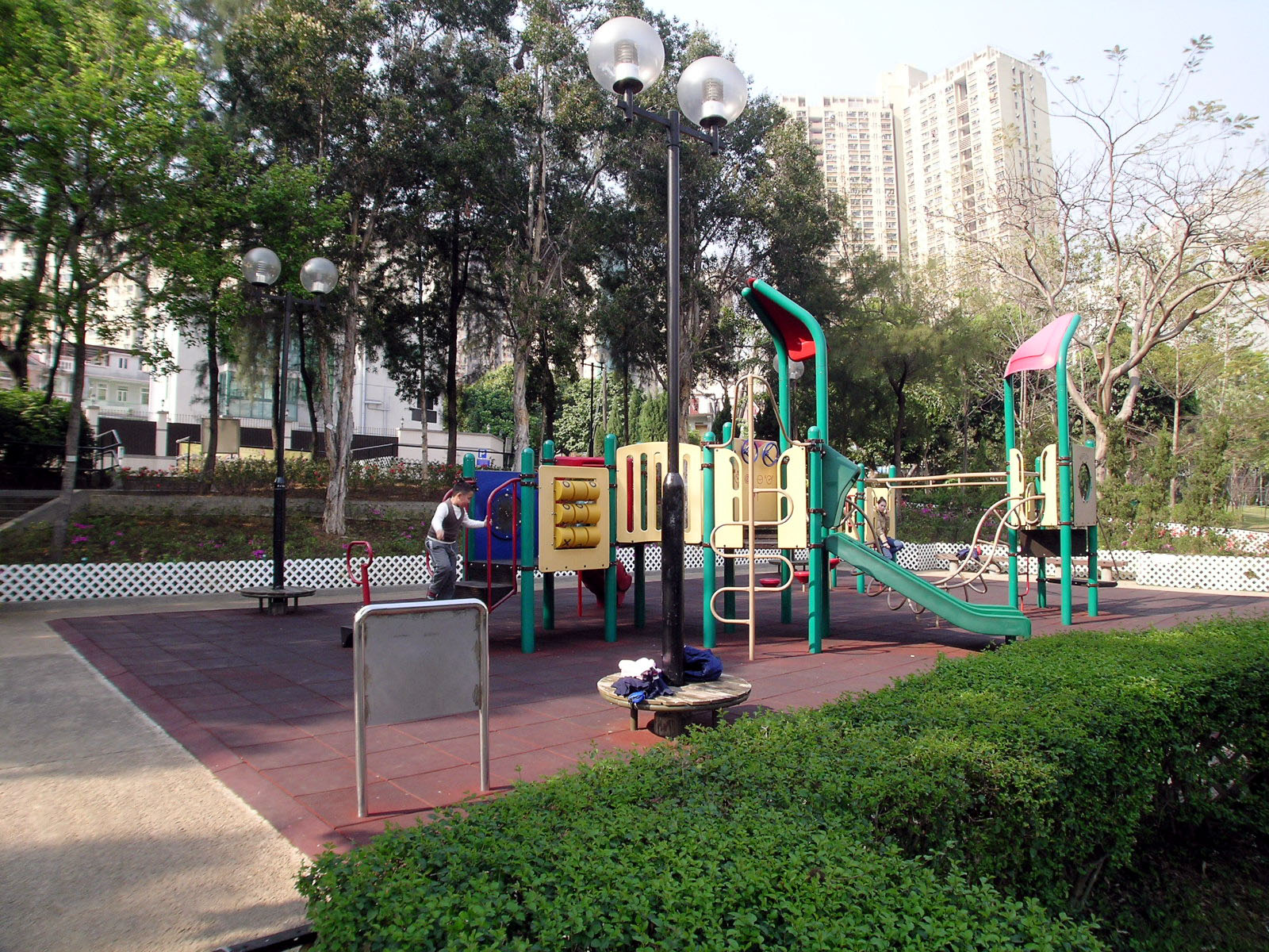 Photo 3: Yeung Siu Hang Garden