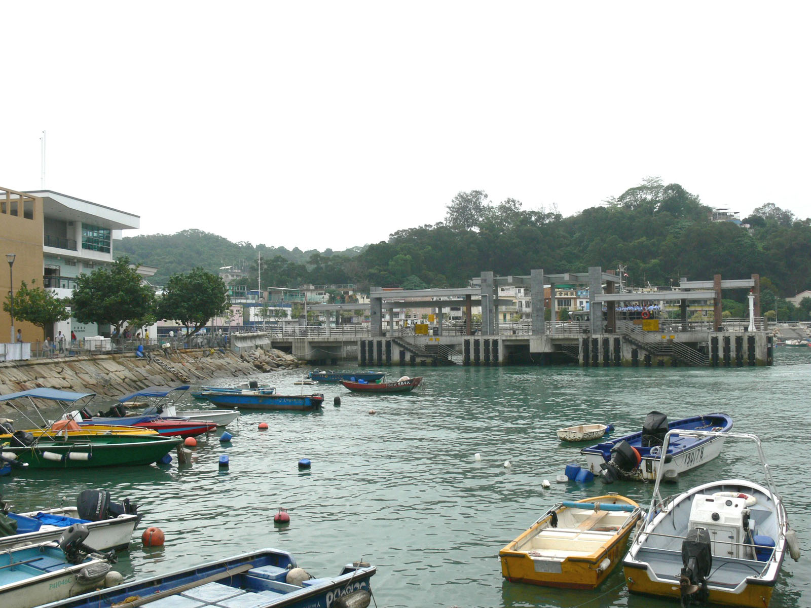 Photo 2: Peng Chau Public Pier