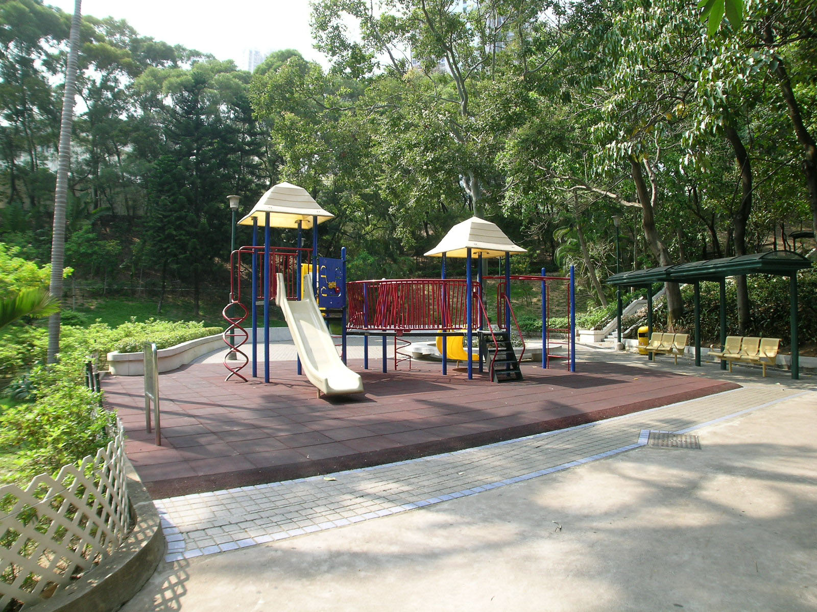 Photo 9: Hing Fong Road Playground